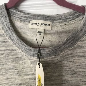 Mens light weight sweat shirt. Casual style.